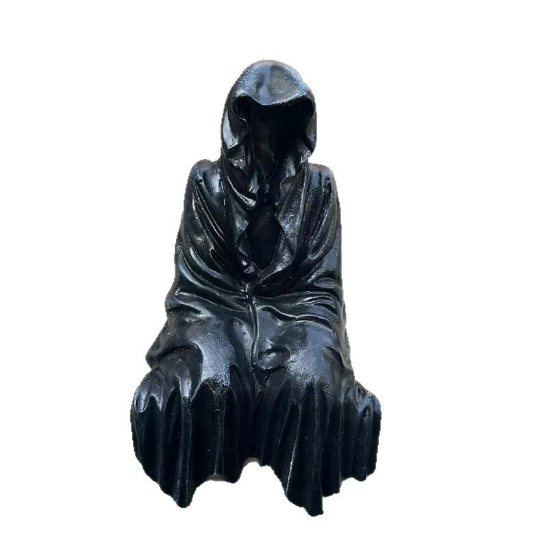 Mysterious Black Clothes Resin Ornament: Lord of Mysteries Home Decoration Piece