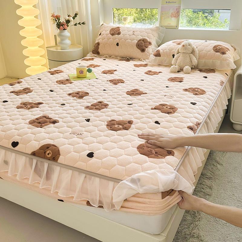 

Thickened Milk Fluff Edge Padded Mattress Three-Piece Set Solid Color Printed Mattress Protective Cover (Lace) 90 * 200Cm single hat