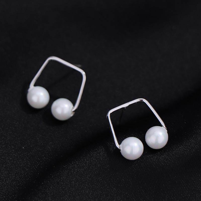 Pearl Earrings Niche Notes Autumn and Winter New Versatile Earrings for Women