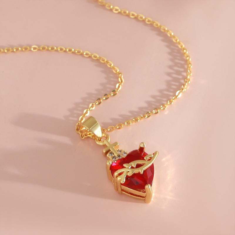 Sacred Heart Cross Necklace - Zircon Heart-shaped Fashion Choker - Heart-shaped Creative Neck Chain - Necklace