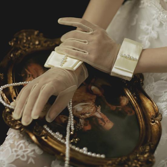 Satin Bride Gloves Short Tulle Wedding Gloves Sheer Wrist Gloves with Bow Faux Pearls for Prom Evening Opera Tea Party