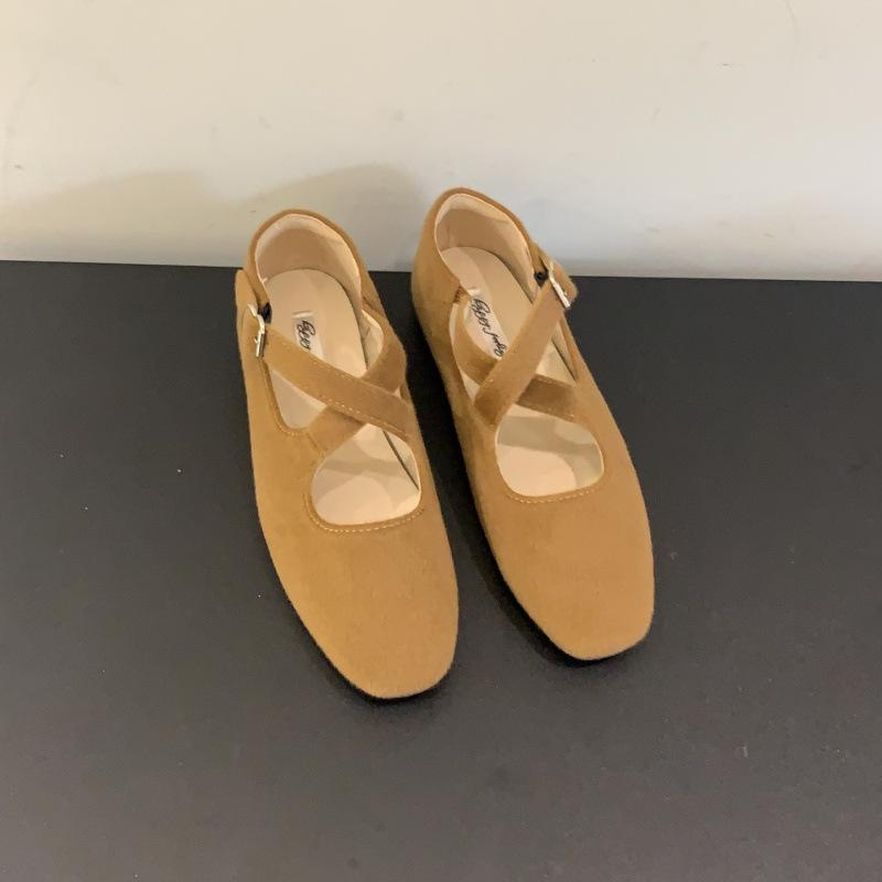 

Late evening breeze gentle cross belt shallow mouth flat shoes women s 2025 spring and autumn new soft-soled leopard print with skirt small single sh 40