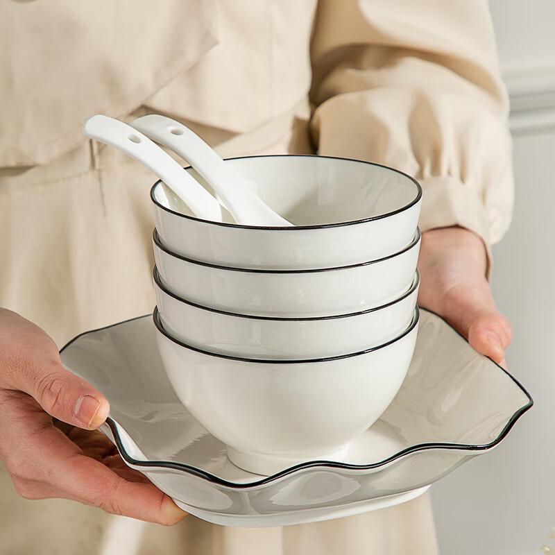 Hao Ai Jia Minimalist Enamel 22-Piece Dinnerware Set