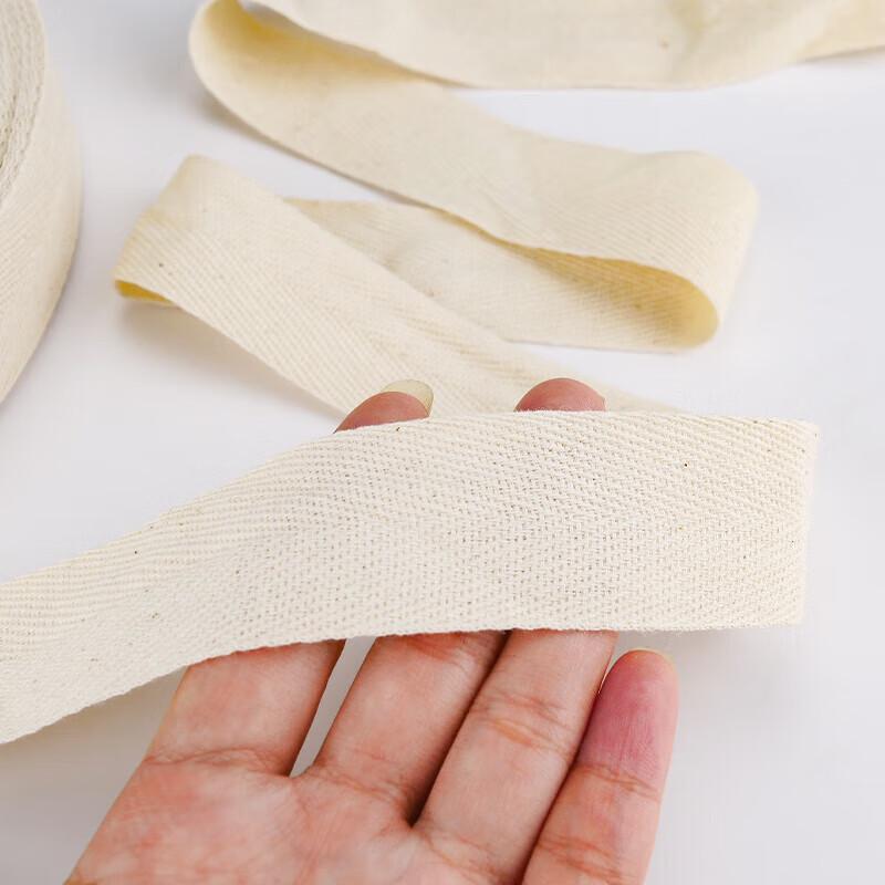 Кремовая хлопковая тесьма  елочка