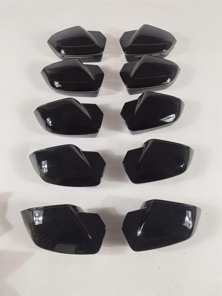 BMW 5 Series (G60/G68/G70) Carbon Rearview Mirror Cover - Gloss Black Finish