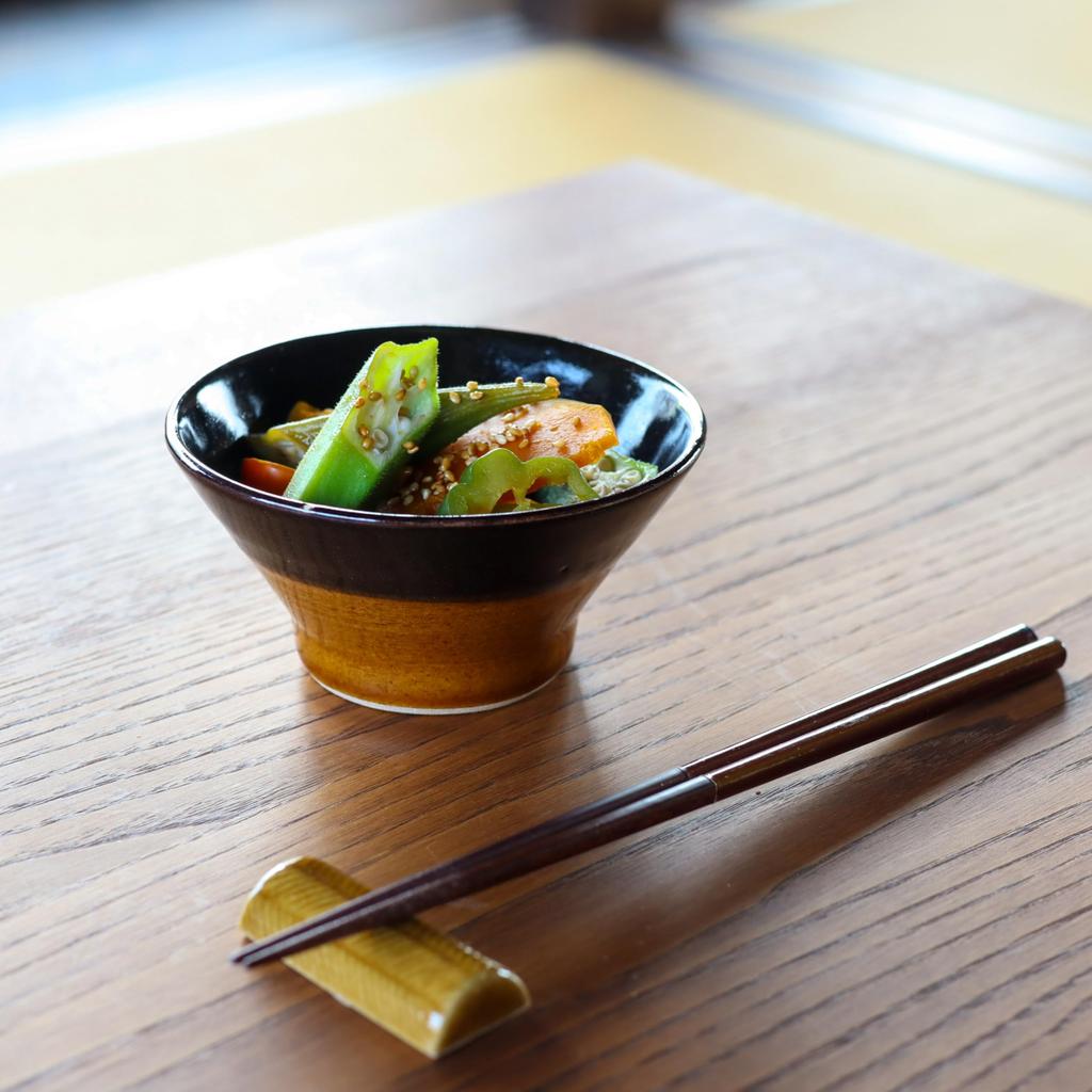 2tone Rice 230ml Handcrafted from Mashiko ware by Doso Towada Kiln in in Black and White Microwave and Dishwasher Safe Simple Design Bowl, (Small)
