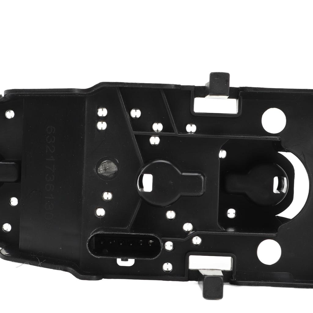 Rear Tail Light Bulb Holder 63217361305 for Cooper F55, F56 and F57 (Left and Right Replacement)