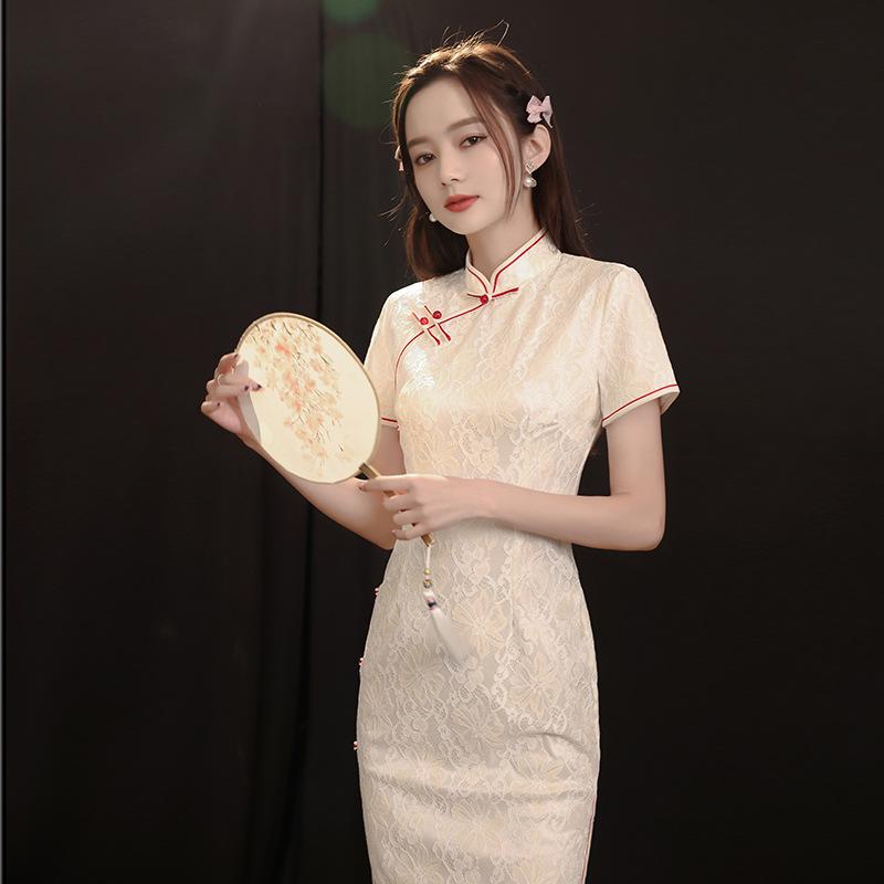 Elegant Retro Chinese Lace Cheongsam Dress for Young Girls