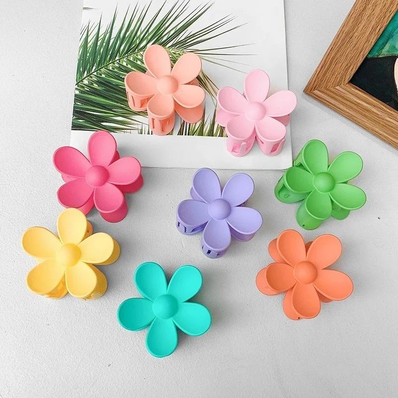 Spring Summer New Candy-colored Grab Clip Sweet Flower Hair Card Girls Fashion Headwear Women Elegant Sexy Hairpin Shark Clips
