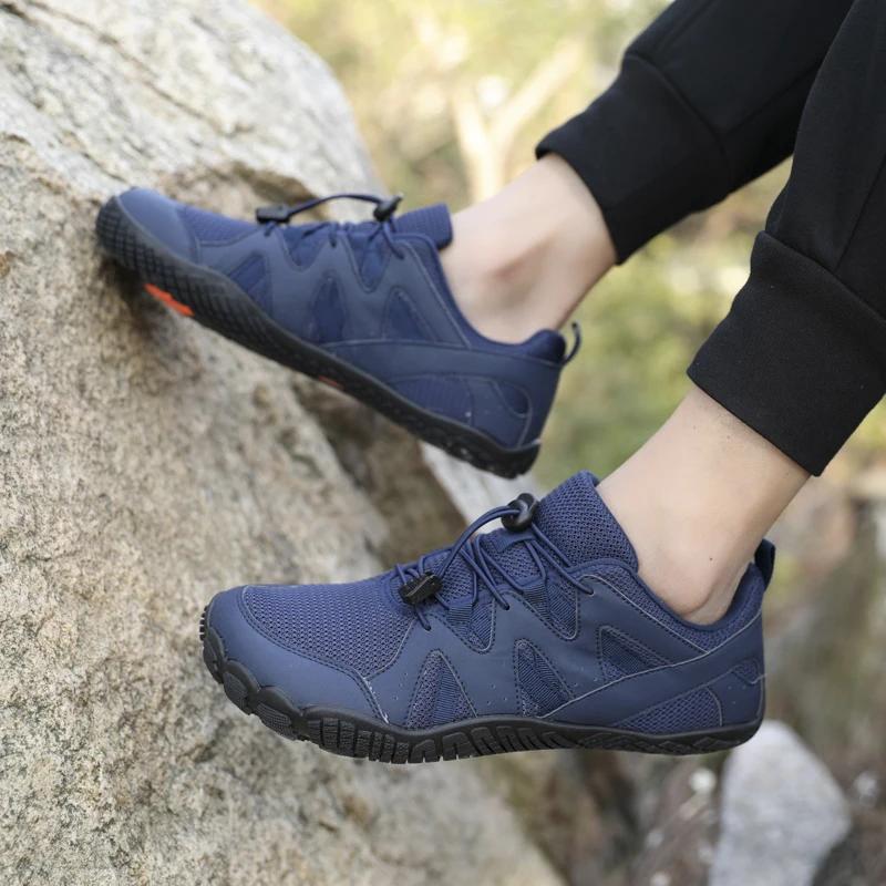 New Men's and Women's Hiking Shoes Outdoor Breathable Soft Soled Hiking Shoes Bicycle Shoes Couple Hiking