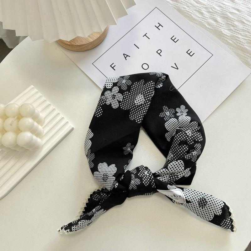 70cm Cotton Handkerchief Women Bandana Head Hijab Scarfs Floral Print Kerchief Square Hair Scarfs Cute Headband Neck Tie Scarf