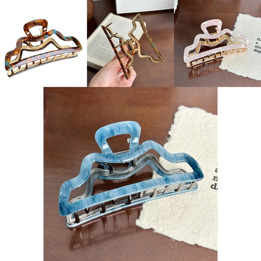 Fashion-forward Hair Claw Clip Featuring Elegant Lines For Effortless Style In Multiple Color Options