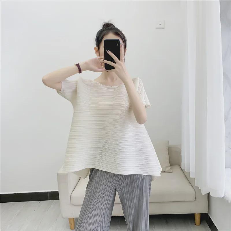 Miyake Irregular Pleated Solid Color Short Sleeve Loose Slim T-Shirt for Women