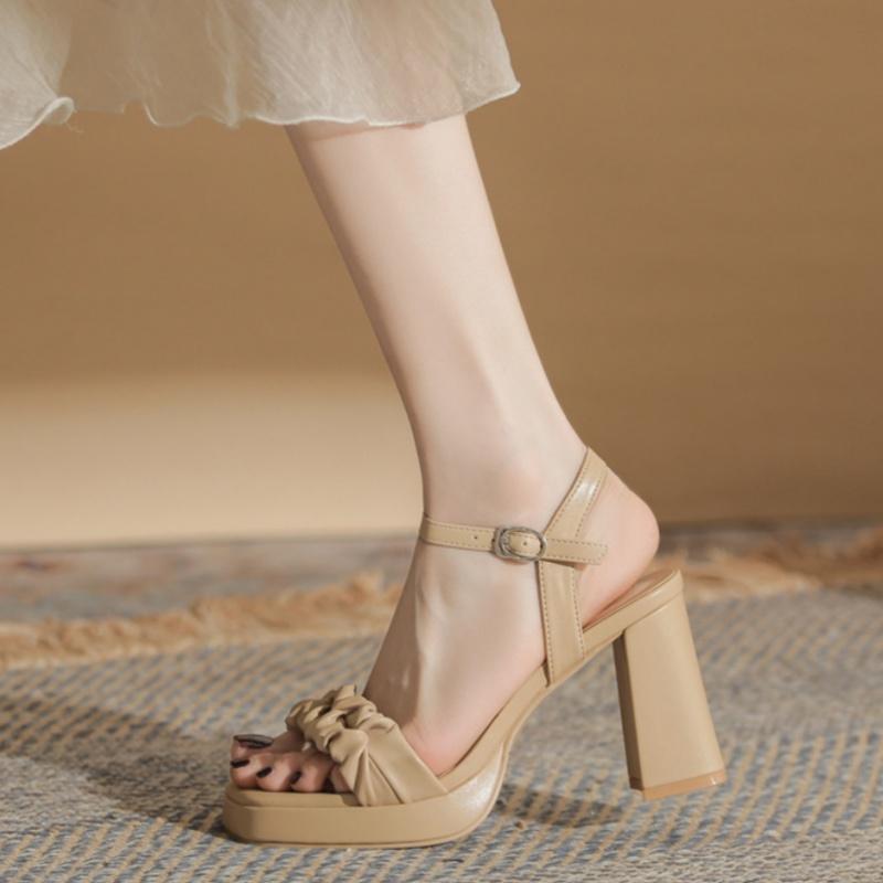 Fashion 8.5cm Sweet Comfy Women Sandals 2025 Summer Fashion Soft Leather Platform Sandals Elegant High Heels Model Party Lady Sandals