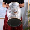 Mobilier pentru salon – Taburete și scaune pufoase