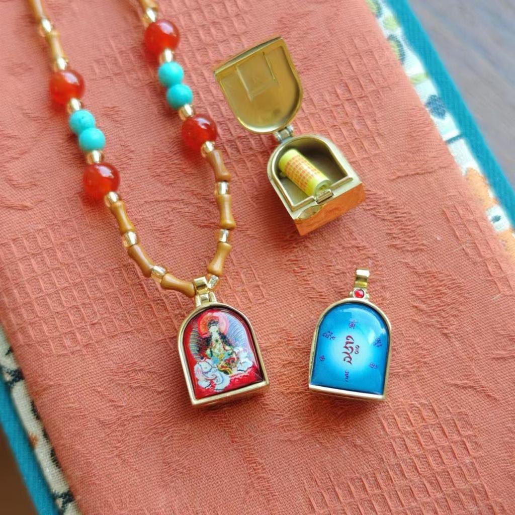 Handcrafted Retro Bamboo Necklace with Chinese Olive Core Pendant