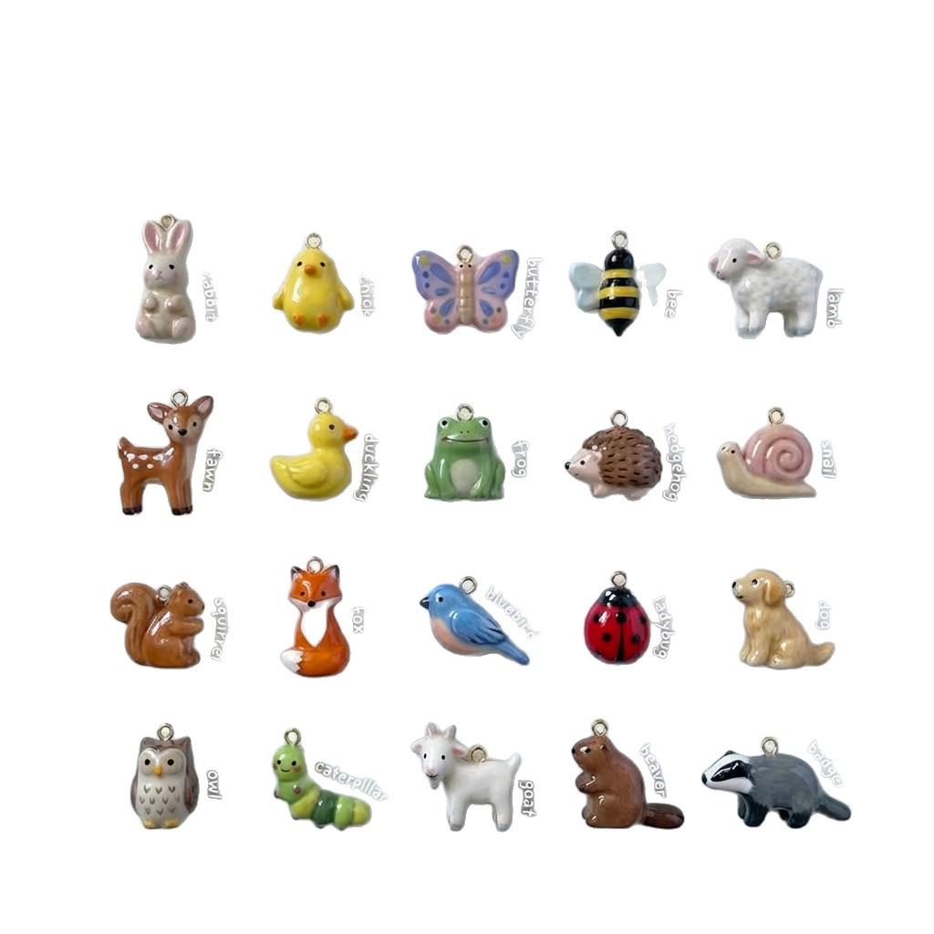Serie de Colgantes de Animales de Oro de 18 Quilates: Conejo, Ciervo, Cordero, Ardilla con Retención de Color