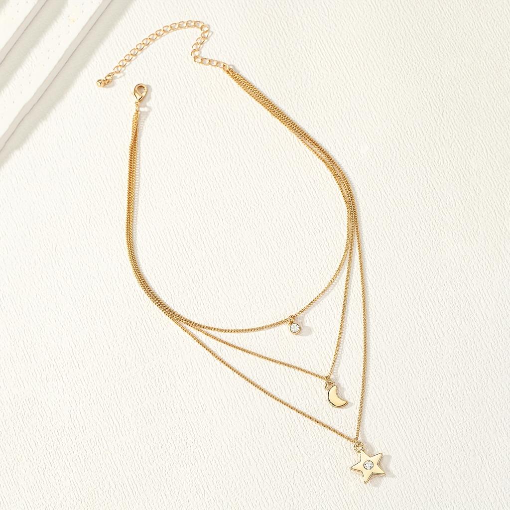 Stars, moons, gemstone pendants, three-layer necklaces, layered with layered temperament, elegant and fashionable commuter stars