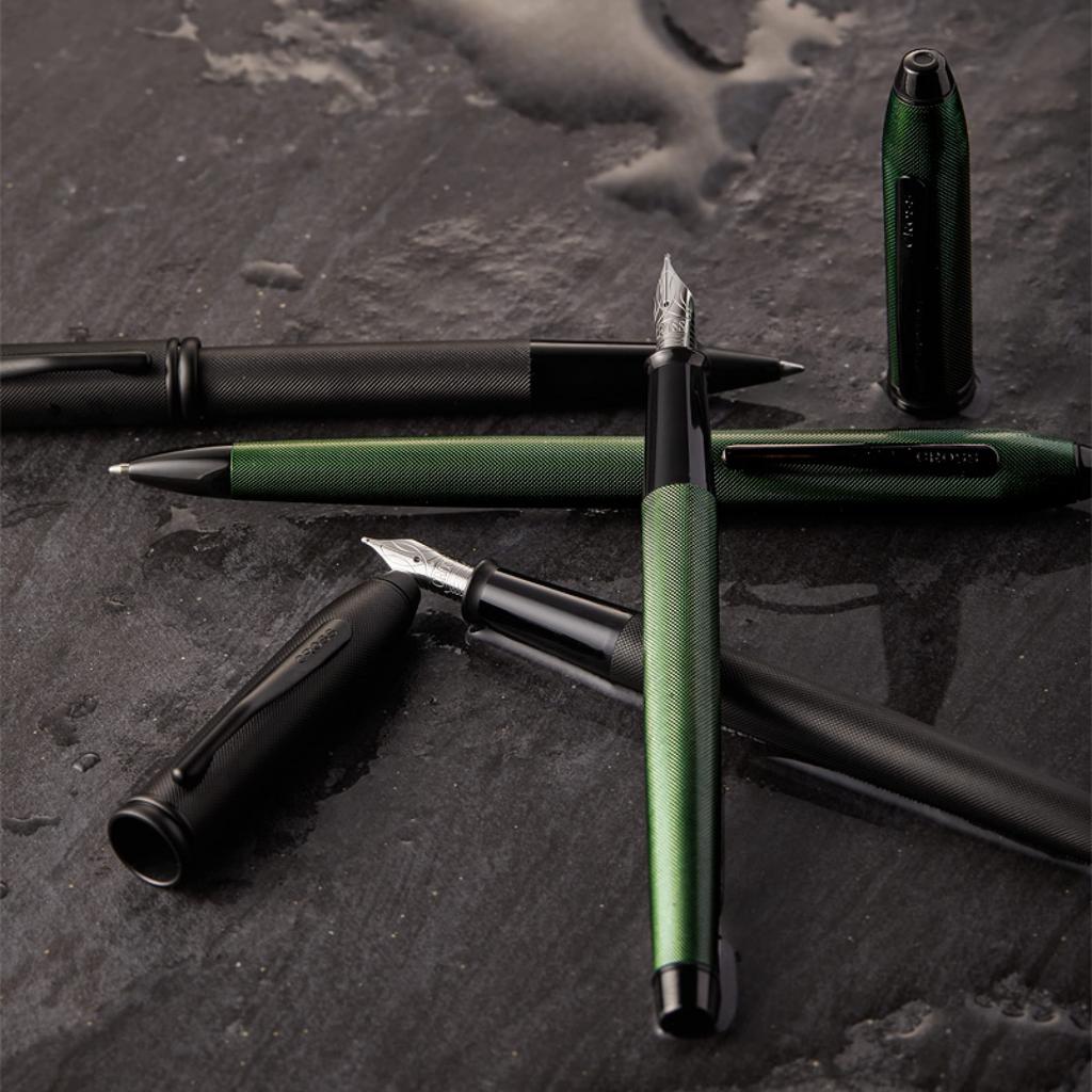 CROSS Townsend Midnight Green Ballpoint Pen Oil-Based NAT0042-63 (Officially Imported)