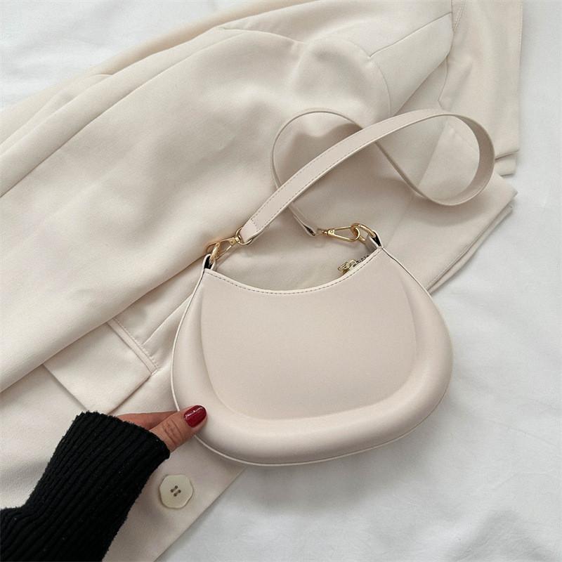 Trendy Casual Shoulder Bag Personality Korean Version New Moon Bag 2023 Fall Fashion Bag For Women