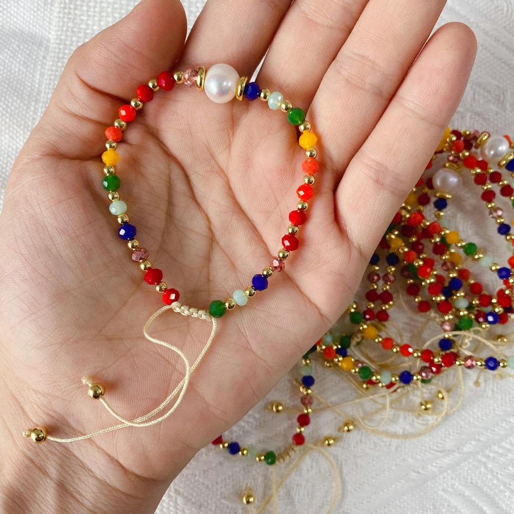 KKBEAD Rainbow Gradient Crystal Bracelet with Freshwater Pearls – Adjustable Spring/Summer Jewelry.