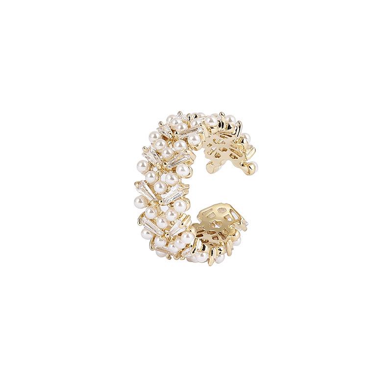 Zircon Leaf Pearl Ring: Trendy High-End Cold Style for Women