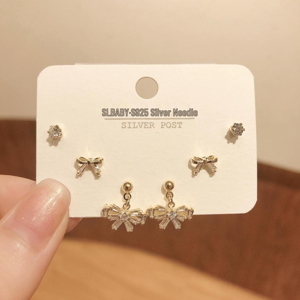 2025 S925 Sterling Silver Stud Earrings: Women's Light Luxury Cold Style Niche Metal Design