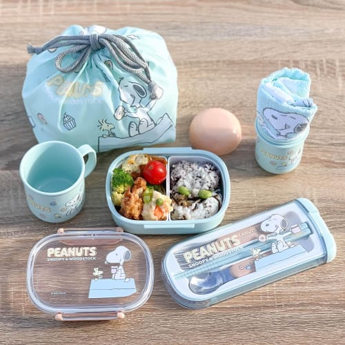 OSK Snoopy Cutlery Set with Pull-Out Lid, Trio Chopsticks, Spoon, and Fork, Made In Japan, Dishwasher Safe, Easy To Use, Stylish, Cute, Unisex, for Ch