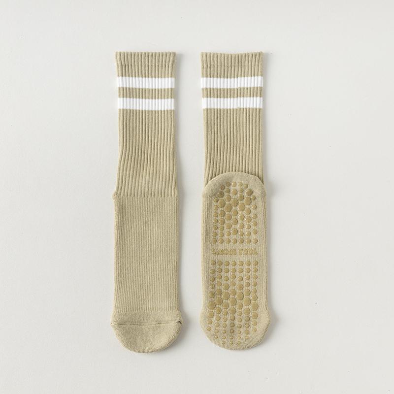 Seamless Custom Logo Grip Barre Trampoline Socks Ankle Pilates Non Slip Yoga Socks Lulu Compression Cotton Tube Terry Crew Socks