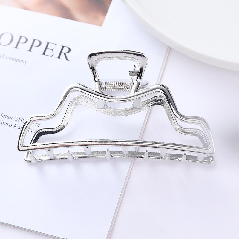 European & American Metal Cat Claw Hair Clip - Leaf Design for Ponytails