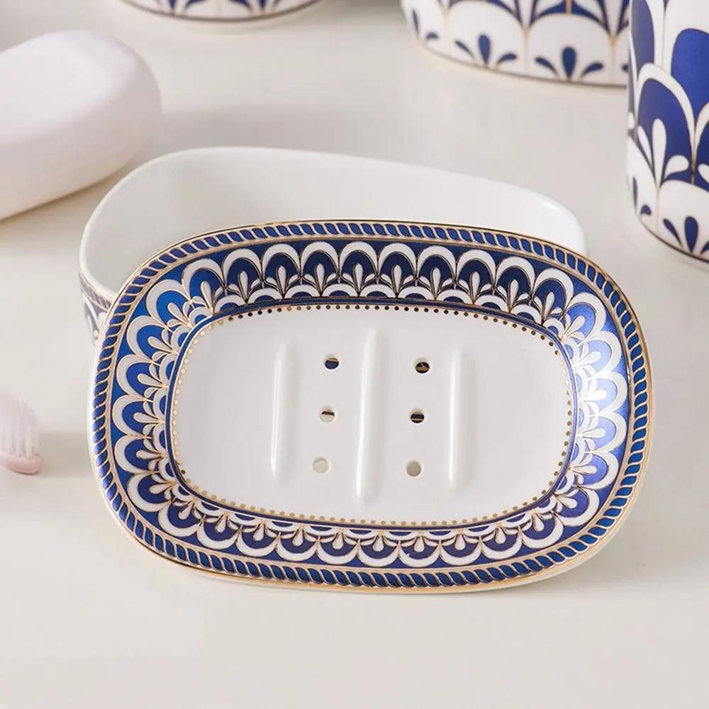 Light Luxury Ceramic Soap Holder Nordic Style Eco Friendly Self Draining Soap Dish Blue and White Stripes Convenient Cleaning