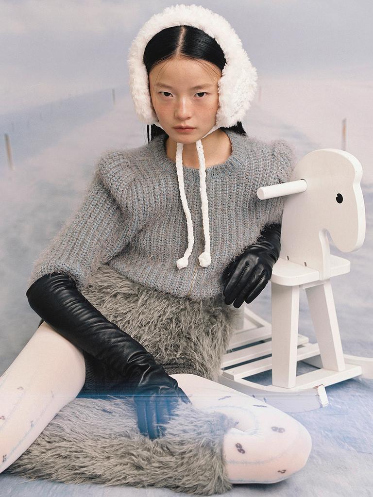 Eosseomnijeu Handcrafted Knit Earmuff_White