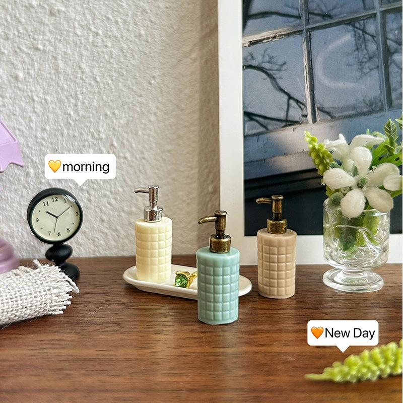 Eco-friendly Material Miniature Soap Dispenser Grid Texture Mini Lotion Bottle Dollhouse Accessory for 1:12 Scene Decor
