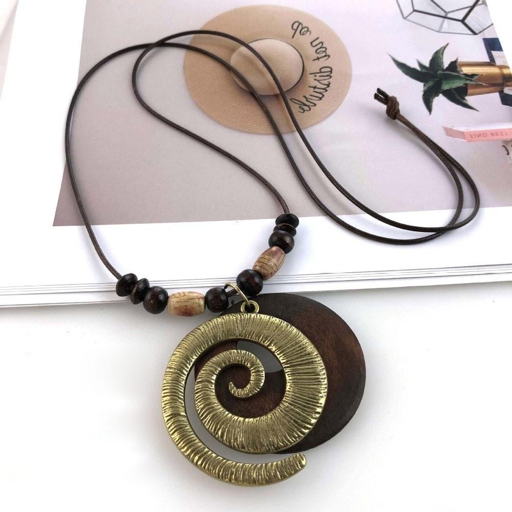 Vintage Boho Sweater Chain Leather Chain Long Wooden Pendant Necklace Hollow Leaves Handmade Sweater Necklace for Women Men