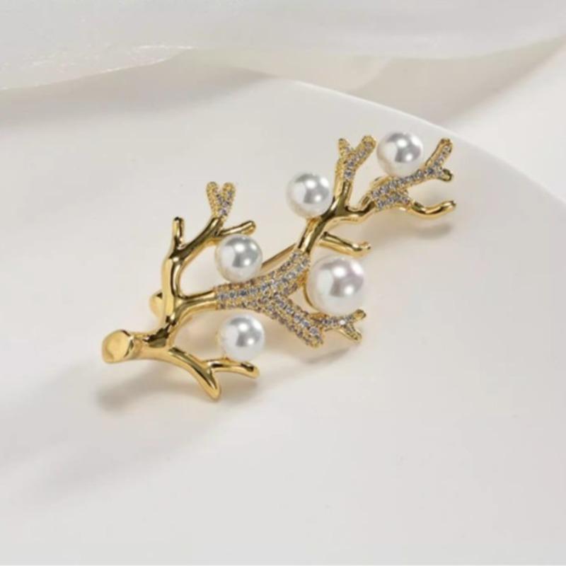 Happiness Tree Brooch with Multiple Natural Freshwater Pearls Unique and Exquisite Branches Broocohpins for Unisex Gifts