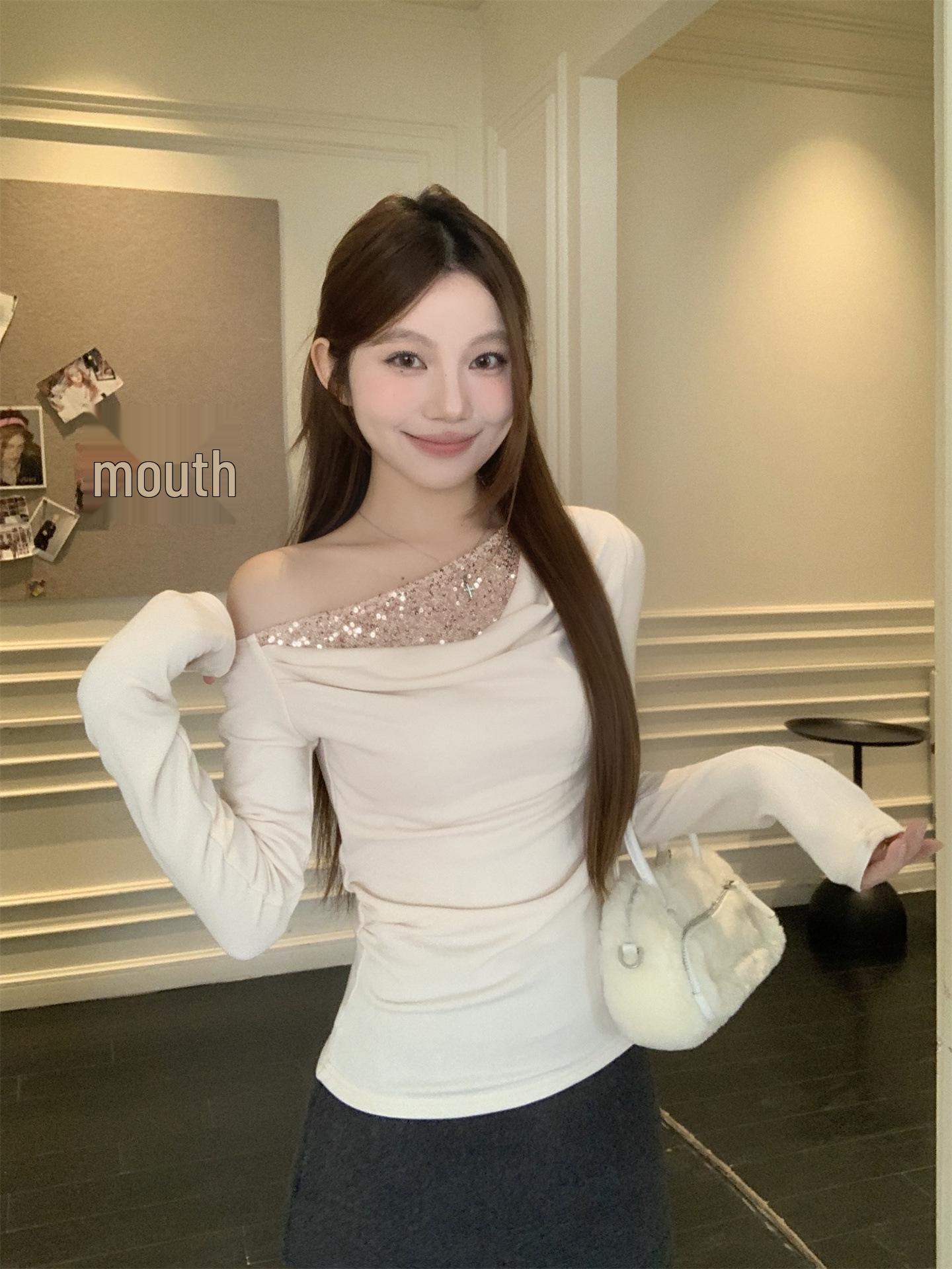 Pure Desire Off-Shoulder Sequin Long-Sleeve Slim T-Shirt 93934 Medium белый