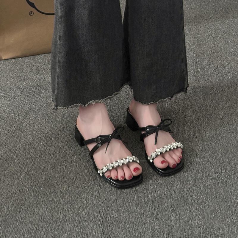 Fashion Beach Shoes Ladies' Slippers Slipers Women Square heel Sabot Summer 2025 Block Scandals Slides Slippers Women Summer Square heel
