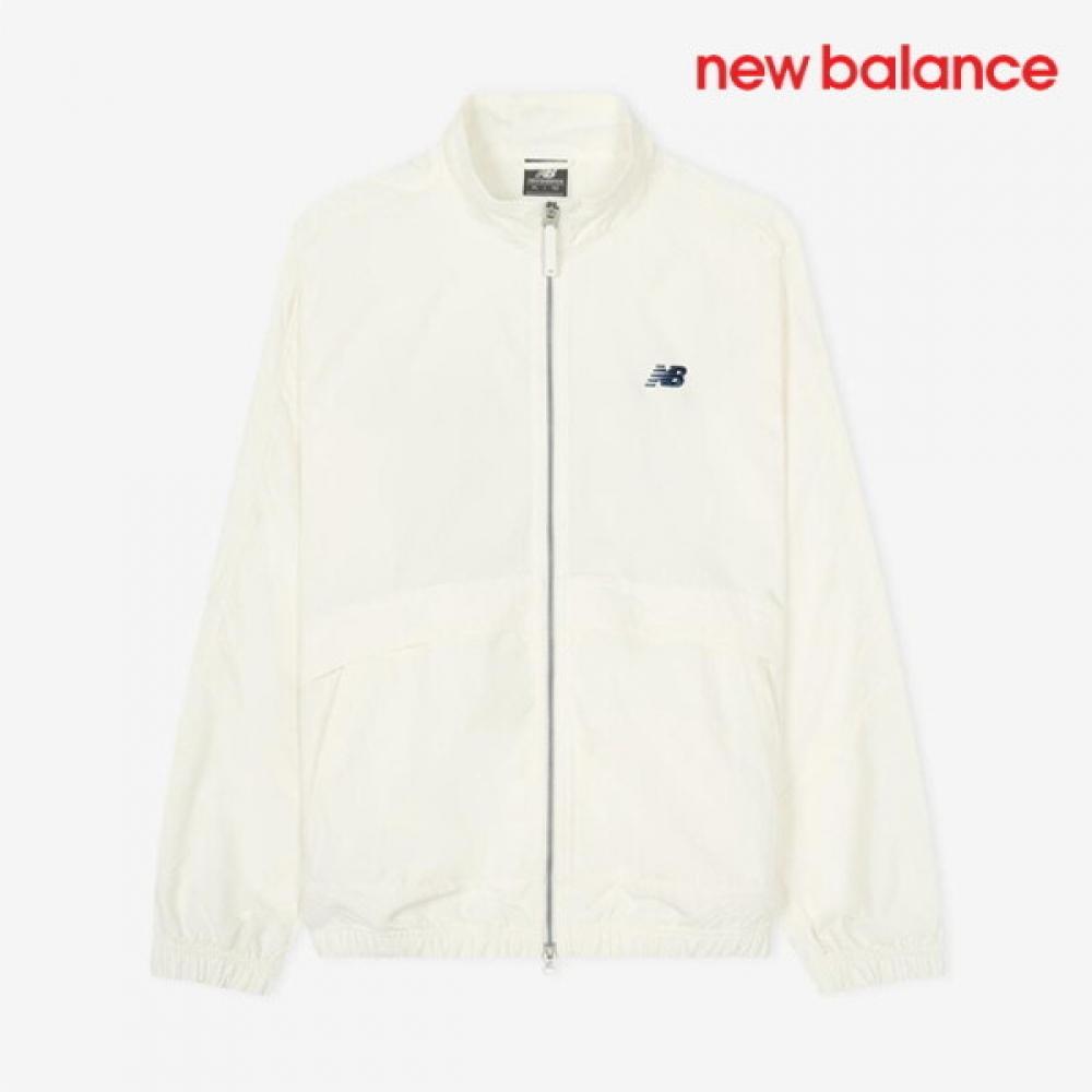 New Balance Jacket Uni Essential Woven Jacket Nbnagco213 FREE/100L