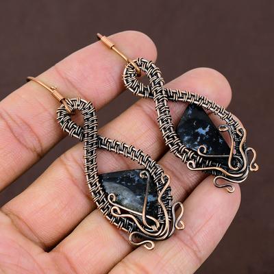 Pendiente Hecho a Mano con Alambre de Cobre Envolviendo Piedra Gema Obsidiana Negra Natural 2.76 U7E22