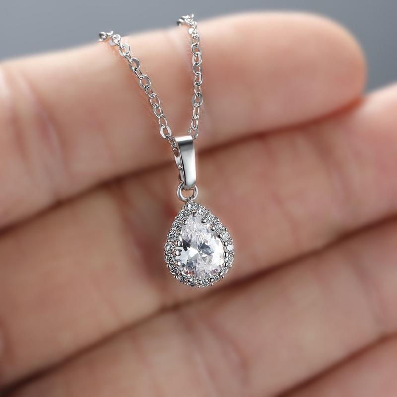 

Popular women s simple and versatile white diamond water drop necklace simulation diamond necklace