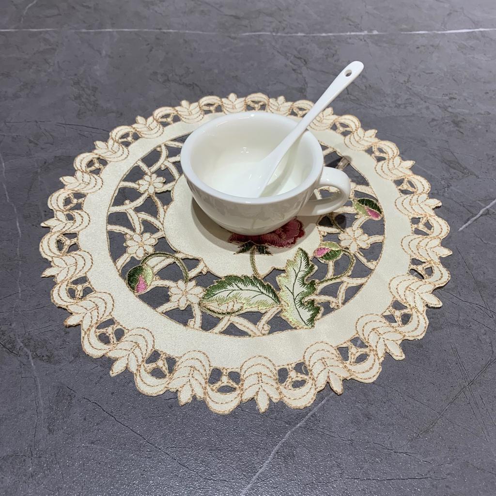 New round placemat, fabric embroidery hollow household heat insulation coaster embroidered western food mat
