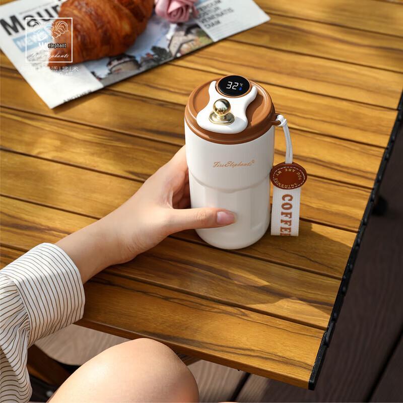 Smart Temperature Display Coffee Cup