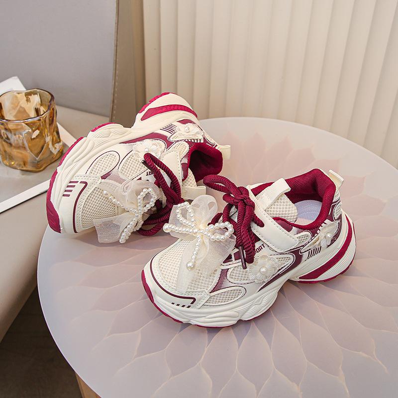 

Girls sneakers 2025 new autumn children s pearl princess soft-soled dad shoes girls lace explosion versatile 26