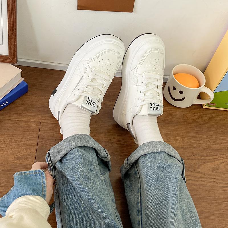 Fashion New Breathable Little White Shoes 2025 Spring and Autumn Height Increase Platform Casual Korean Version Wear-resistant Ins Tide College Boar
