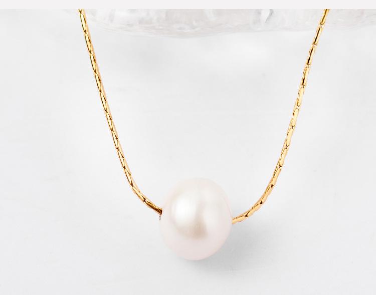 Elegant Pearl Gold-Plated Titanium Necklace - Durable, Versatile, Stylish Clavicle Chain