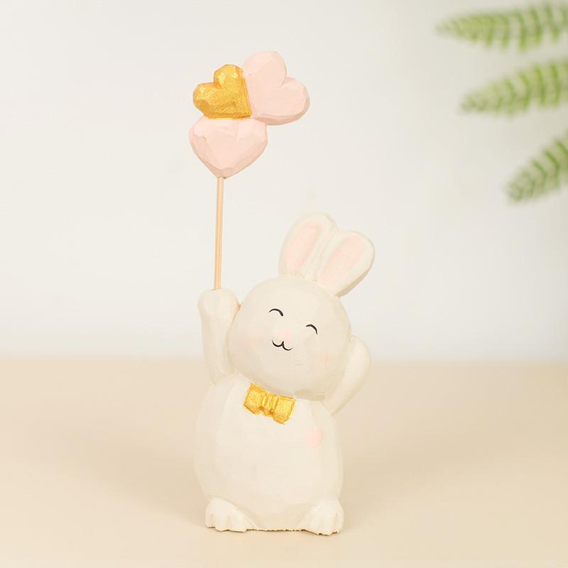 Wooden Craft Bunny Decor With Engraved Design For Home Entryway And Gift Giving