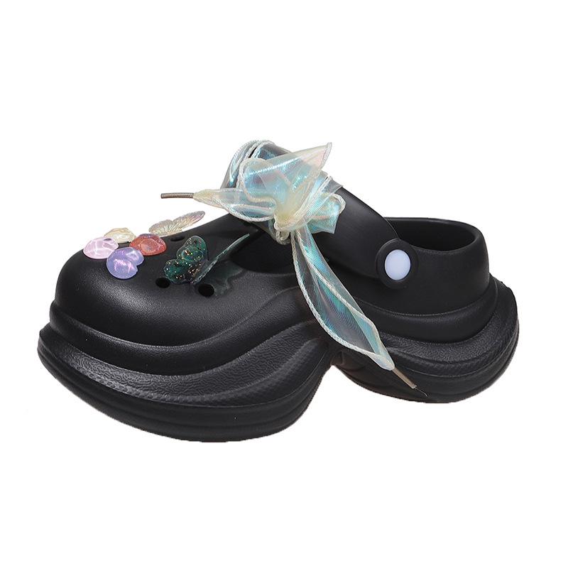Thick-soled Heightening Hole Shoes Wear Spring and Summer New Internet Celebrities Cute Stepping On Shit Seaside Beach Sandals Women