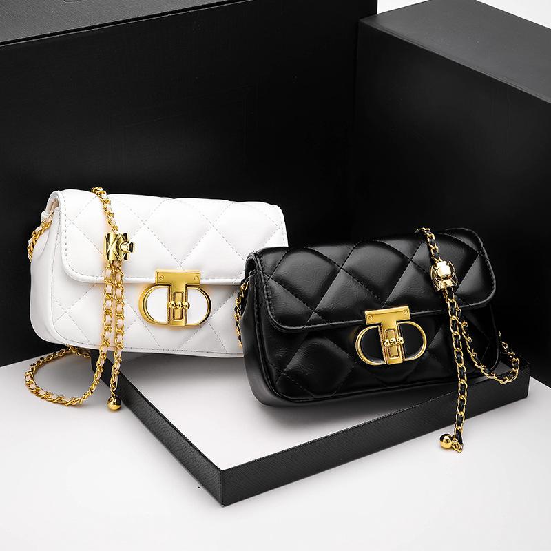 Korean Version of Niche Underarm Bag  New Style of Dating Commuting Bag  Versatile Diamond Bag  Simple Chain Crossbody Bag for Women