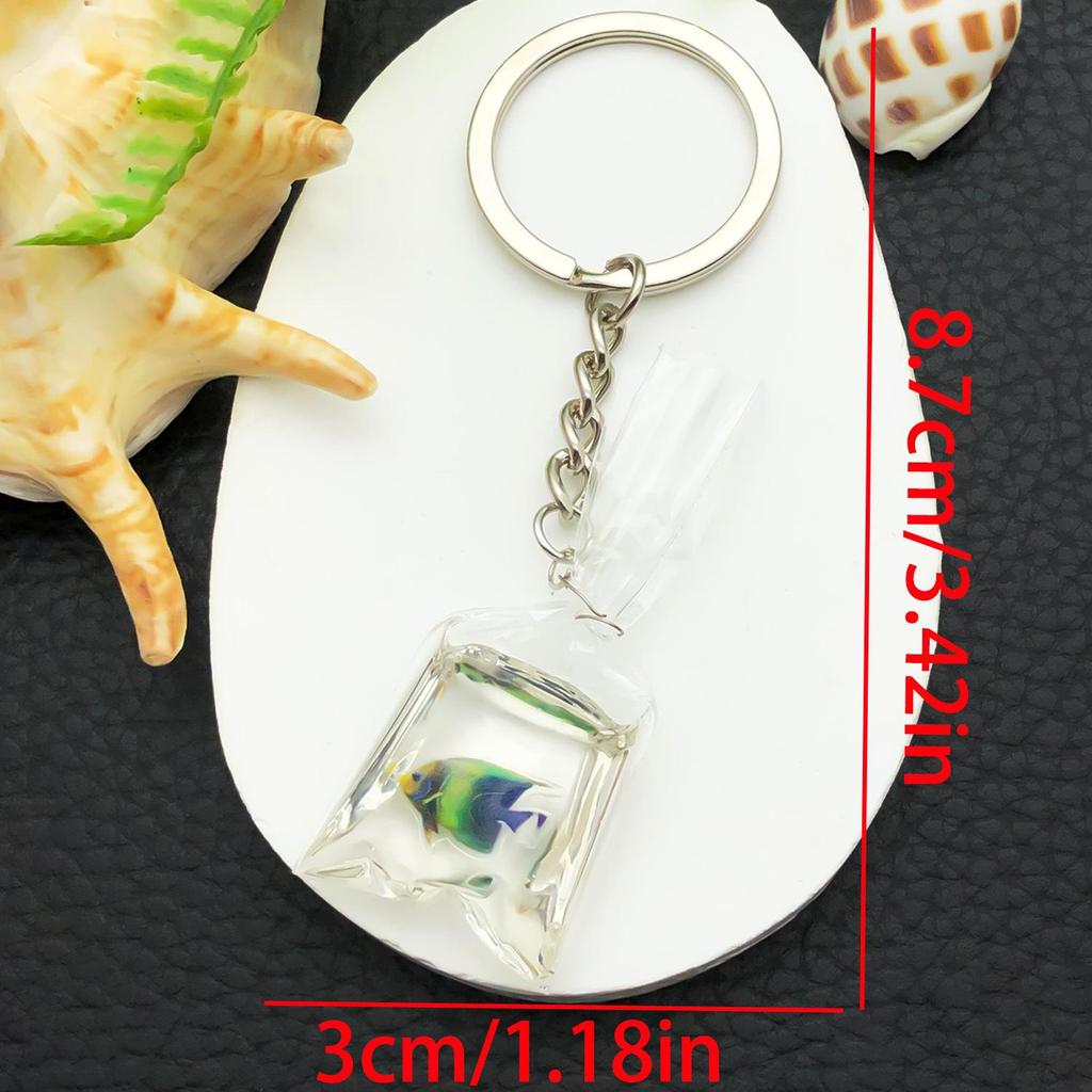 Resin Ocean Blue Yellow Black Small Fish Keychain – Creative Backpack and Car Key Ornament