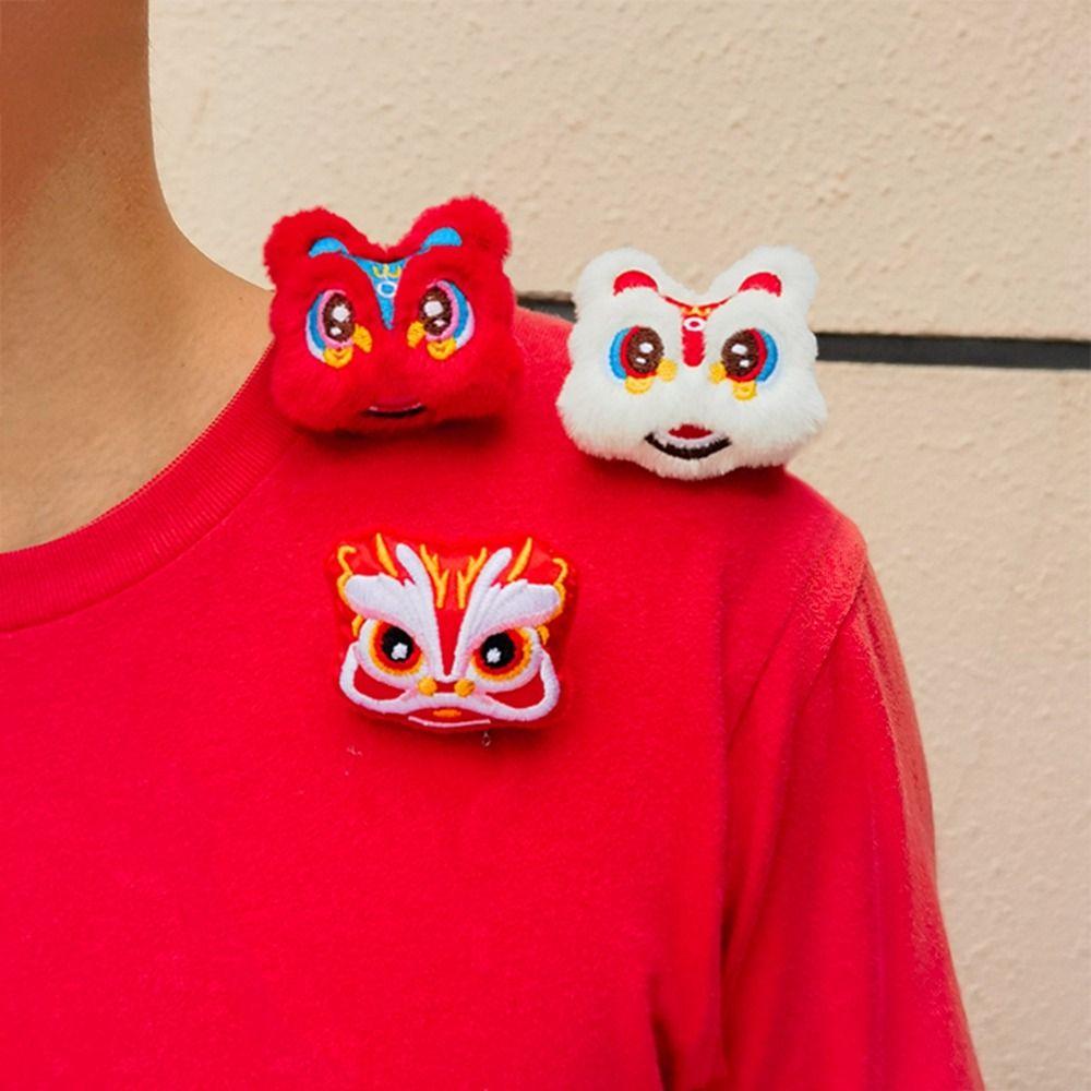 Dancing Lion Lion Dance Brooch Loong Chinese Style Pin Cartoon New Year Badge Gift